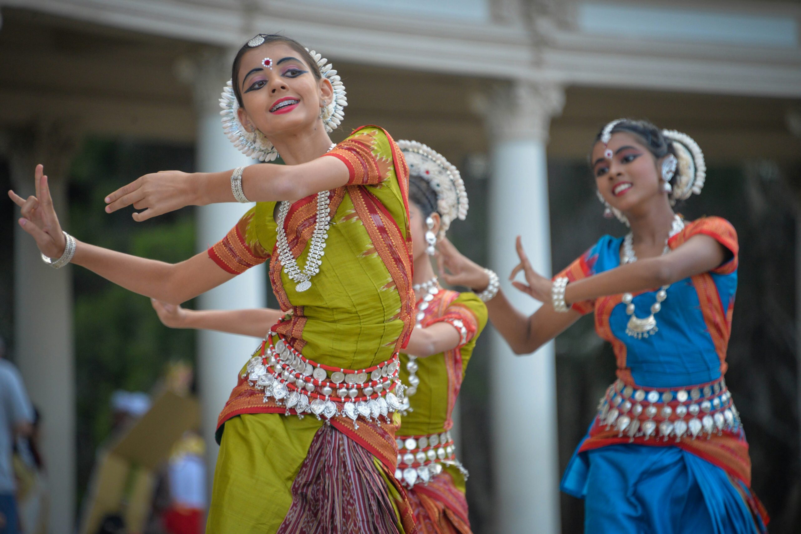 💃 ट्विंकल खन्ना की बोल्ड और ग्लैमरस पोस्ट ने मचाई सोशल मीडिया पर हलचल